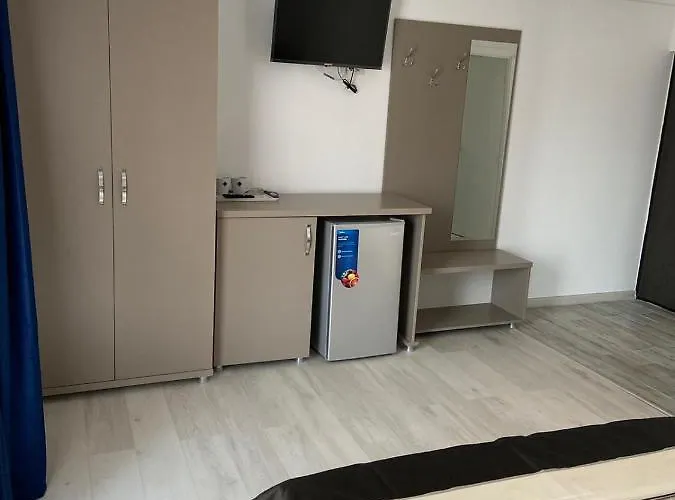 Breeze 3* אפורי נורד